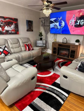4 beds close to wssu & downtown